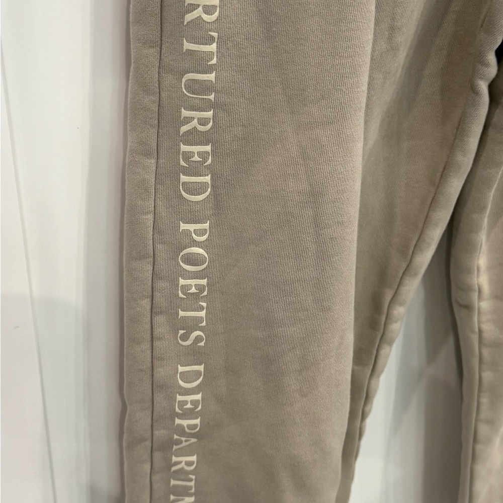 Taylor Swift - THE TORTURED POETS DEPARTMENT BEIGE SWEATPANTS - Size Large - Picture 5 of 6